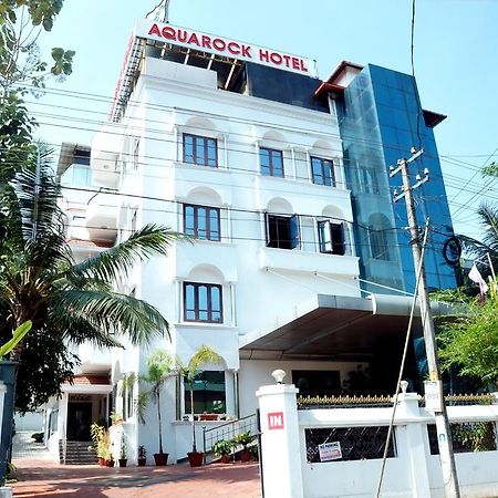 Aquarock Hotel Kazhakuttam Экстерьер фото