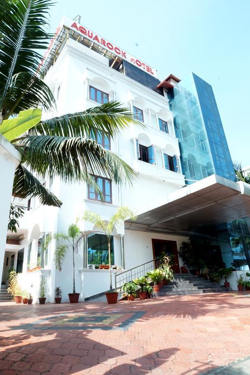 Aquarock Hotel Kazhakuttam Экстерьер фото